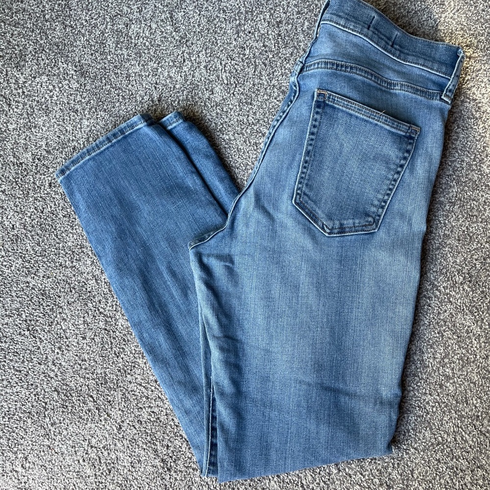 Gap Resolution Slim Straight Jeans Sz 31s